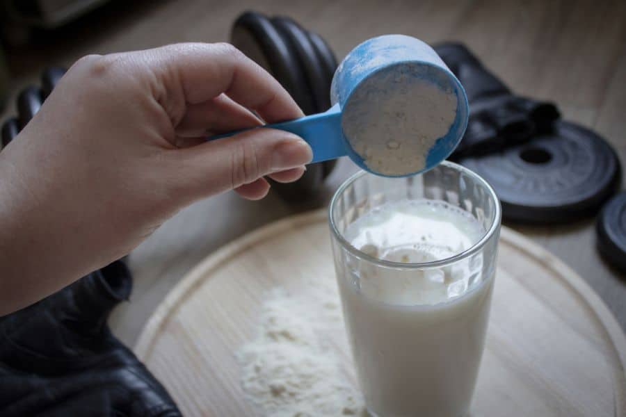 How to mix protein powder without shaker